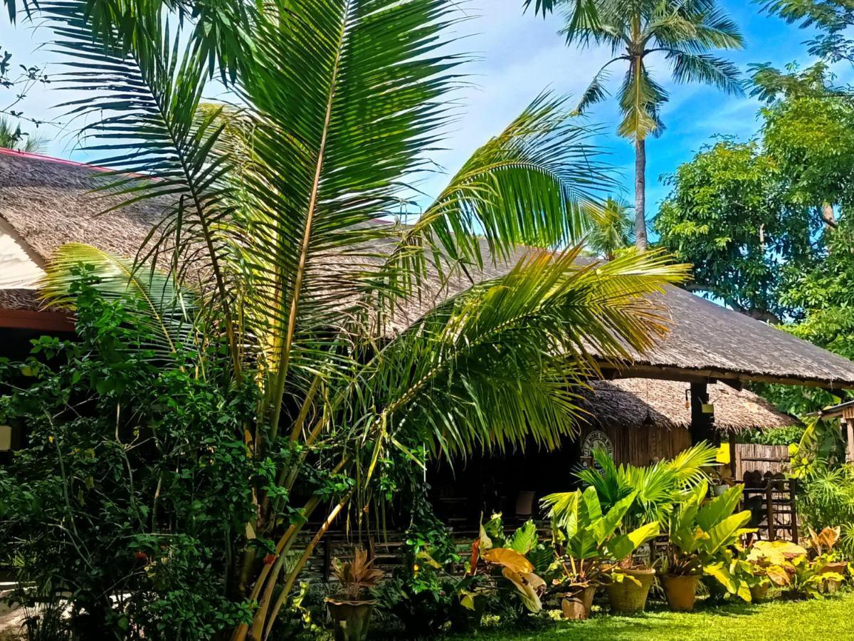 Archery-Asia Nipa Huts Moalboal Eksteriør billede